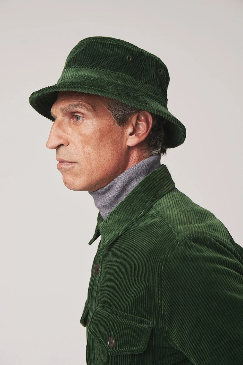 Iconic T1 Cord Bucket Hat - Dark Green