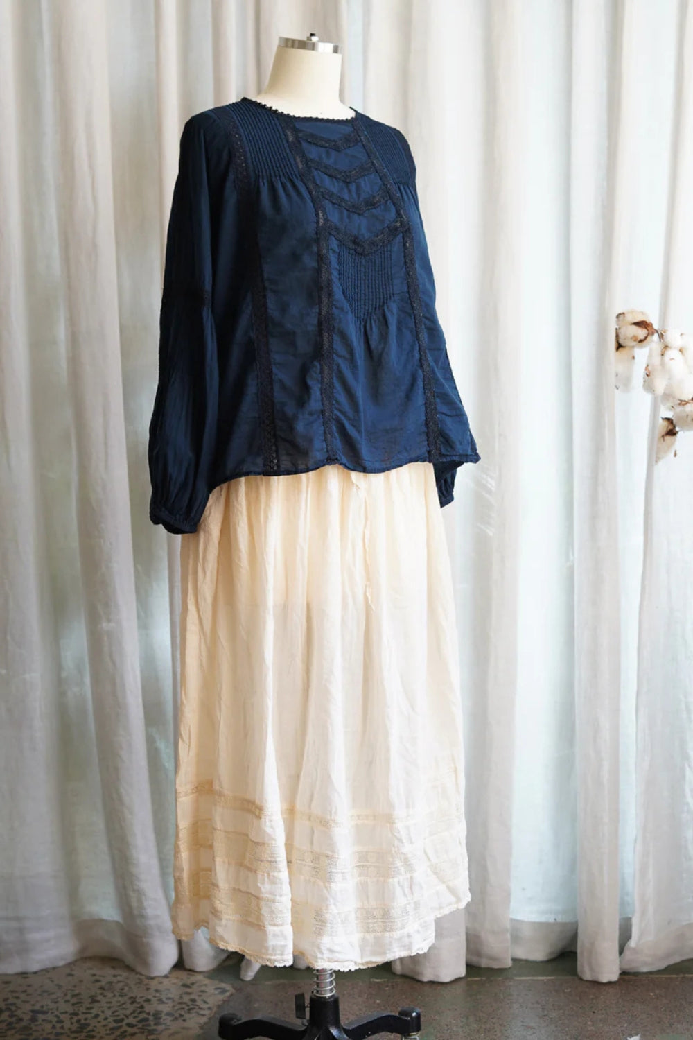 Alice Lace Blouse - Dark Navy