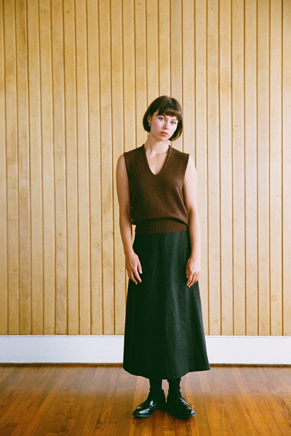 Glimmer Lace Vest - Chesnut