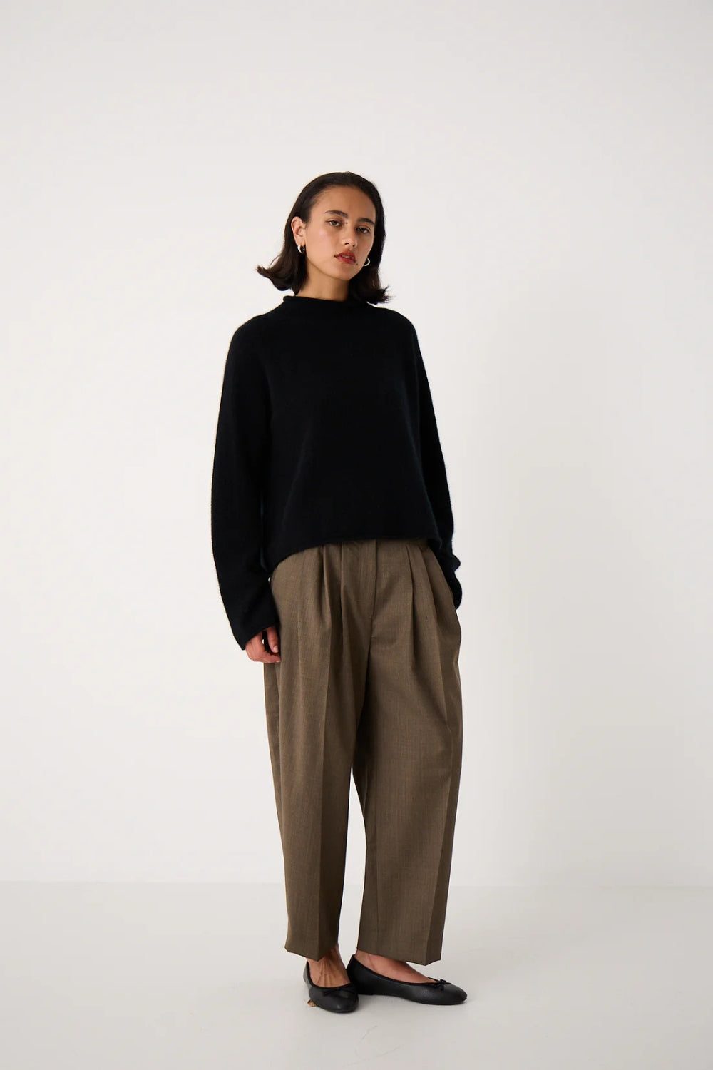 Eclipse Funnel Neck - Black