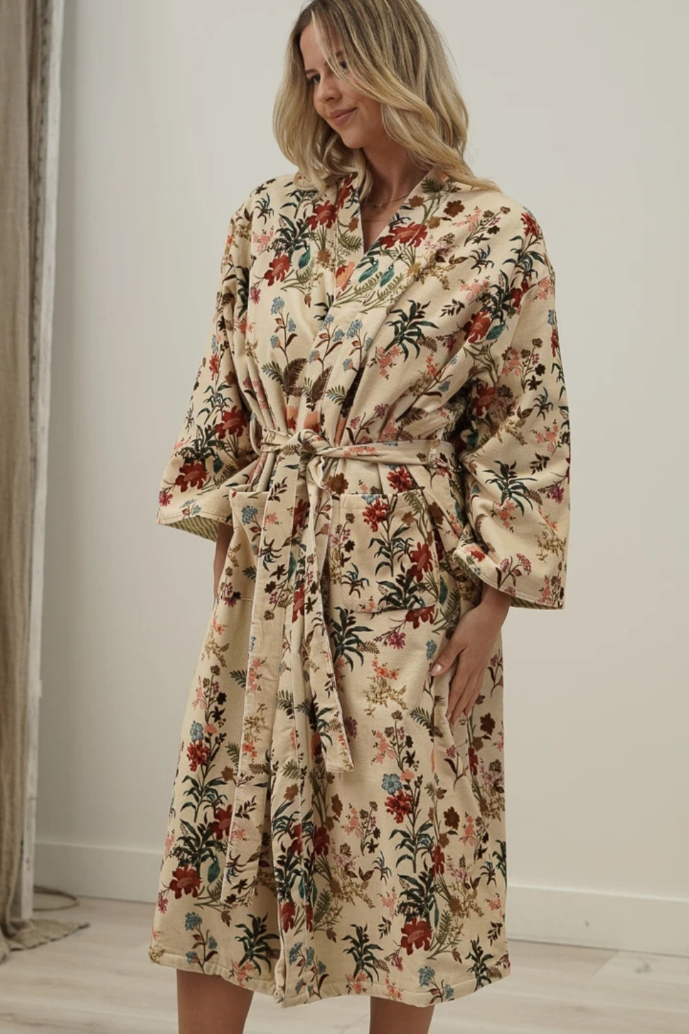 Wildflower Field Velvet Robe - Beige