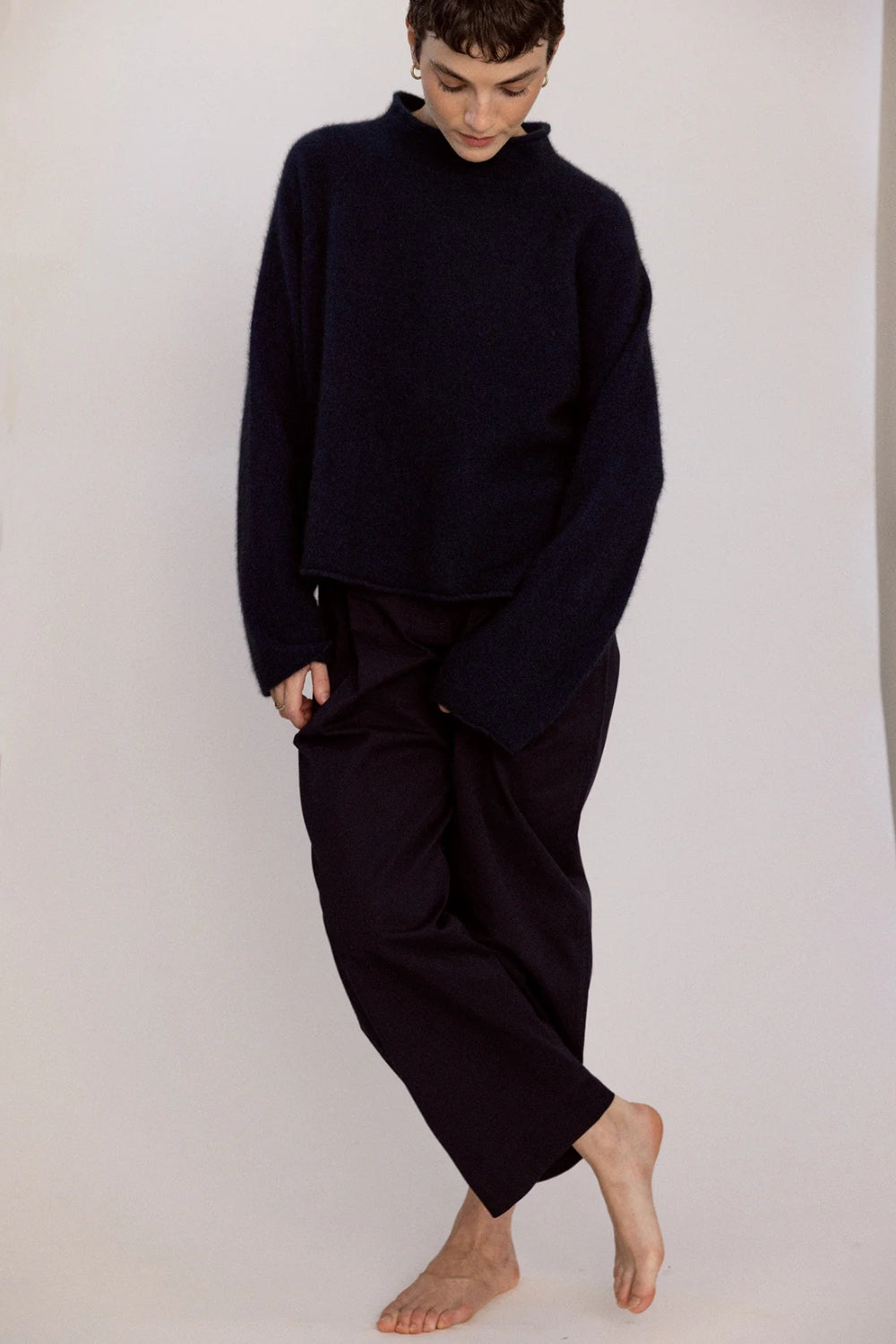 Eclipse Funnel Neck - Black