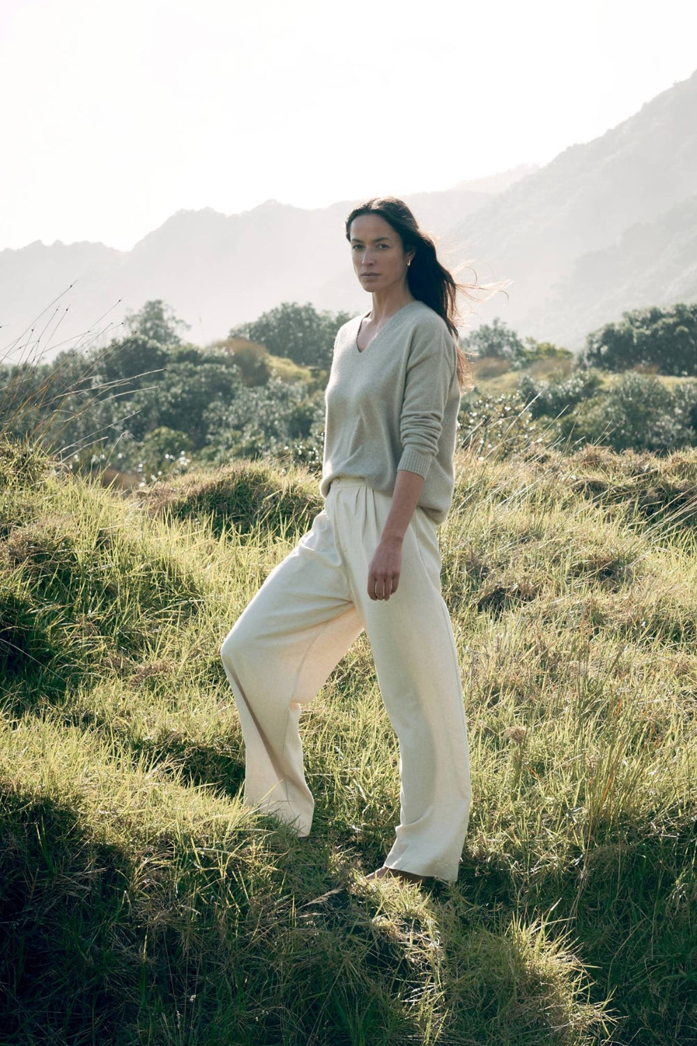Relaxed V Sweater - Sand