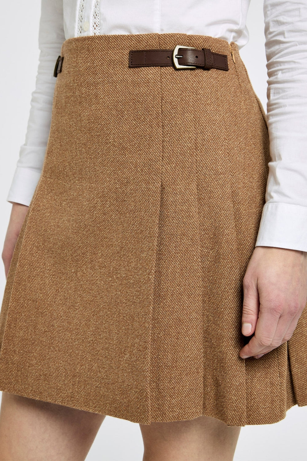 Hornbeam Women's Pleated Tweed Skirt - Camel Twill
