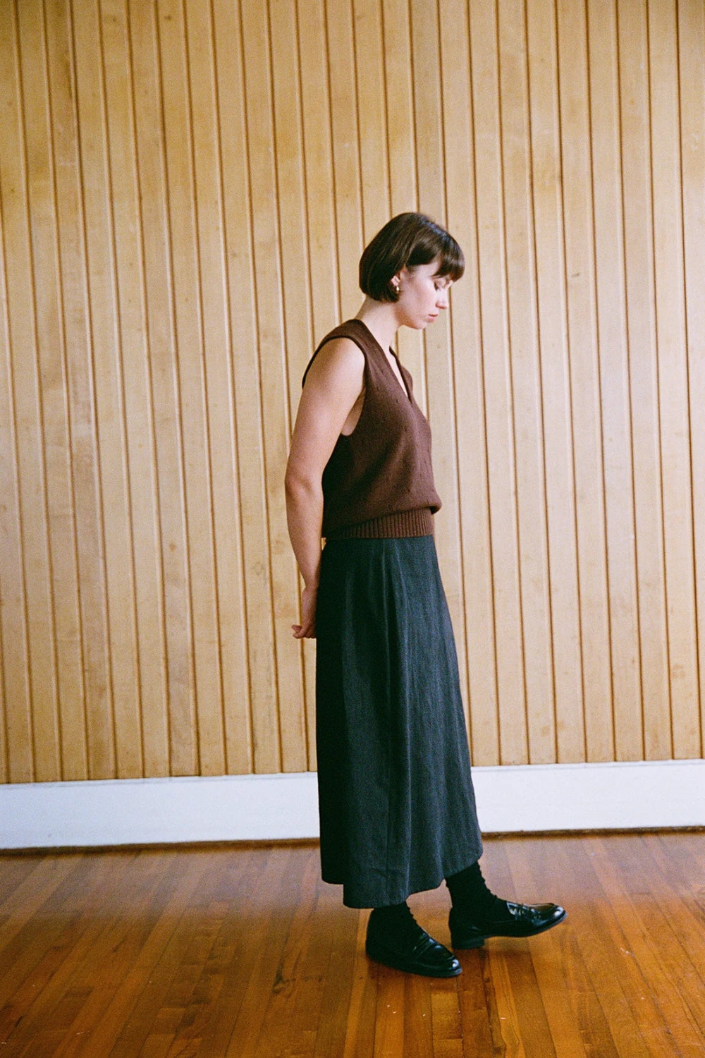 Glimmer Lace Vest - Chesnut