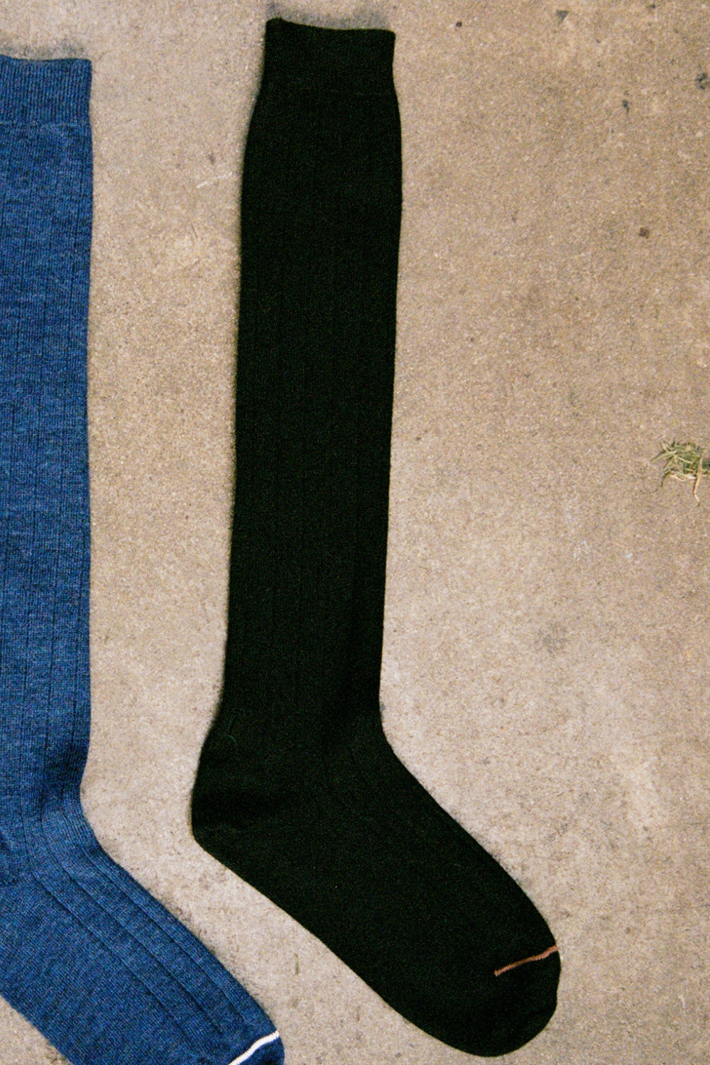 Tip Toe Knee High Socks - Black/Chestnut
