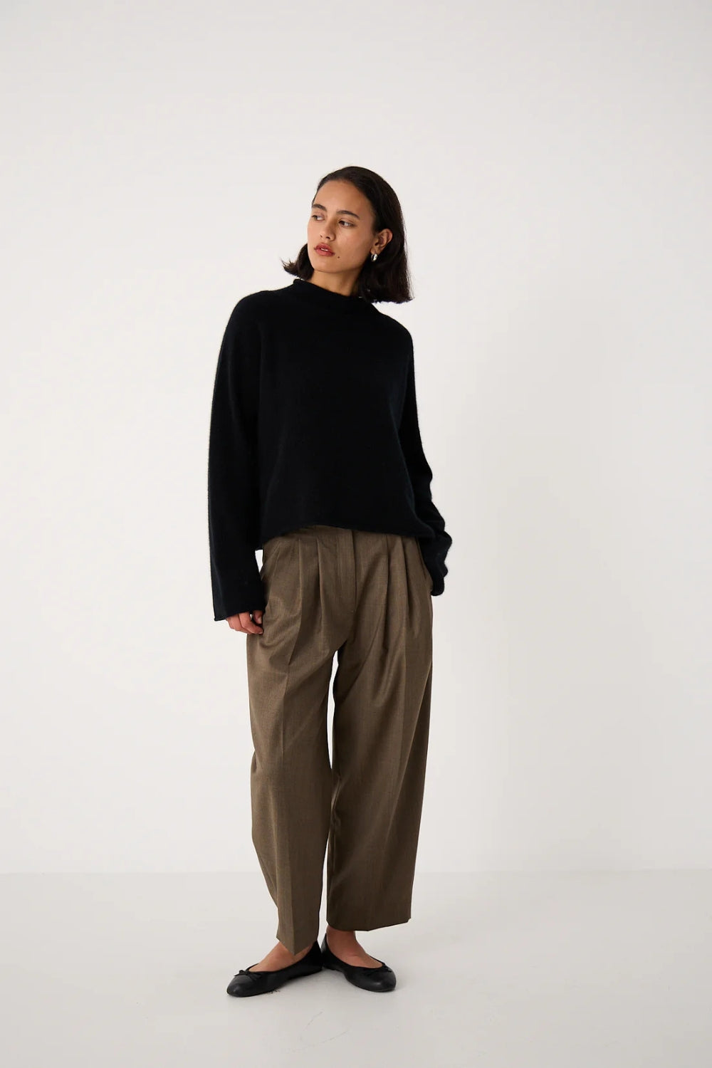 Eclipse Funnel Neck - Black