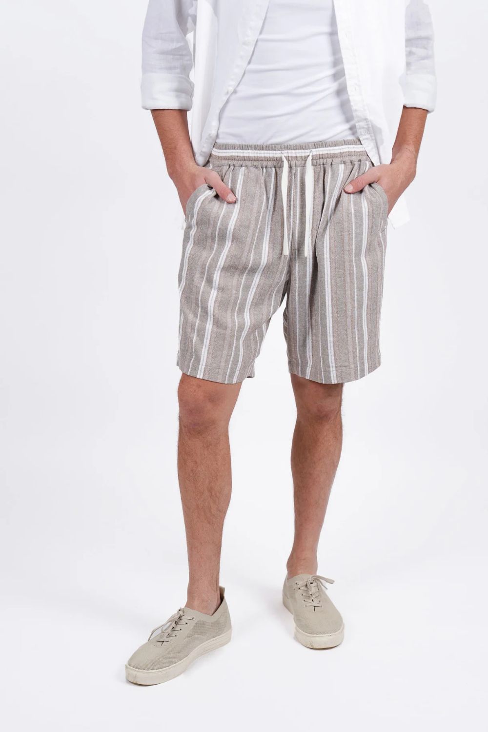 James Harper Relaxed Linen Shorts - Natural