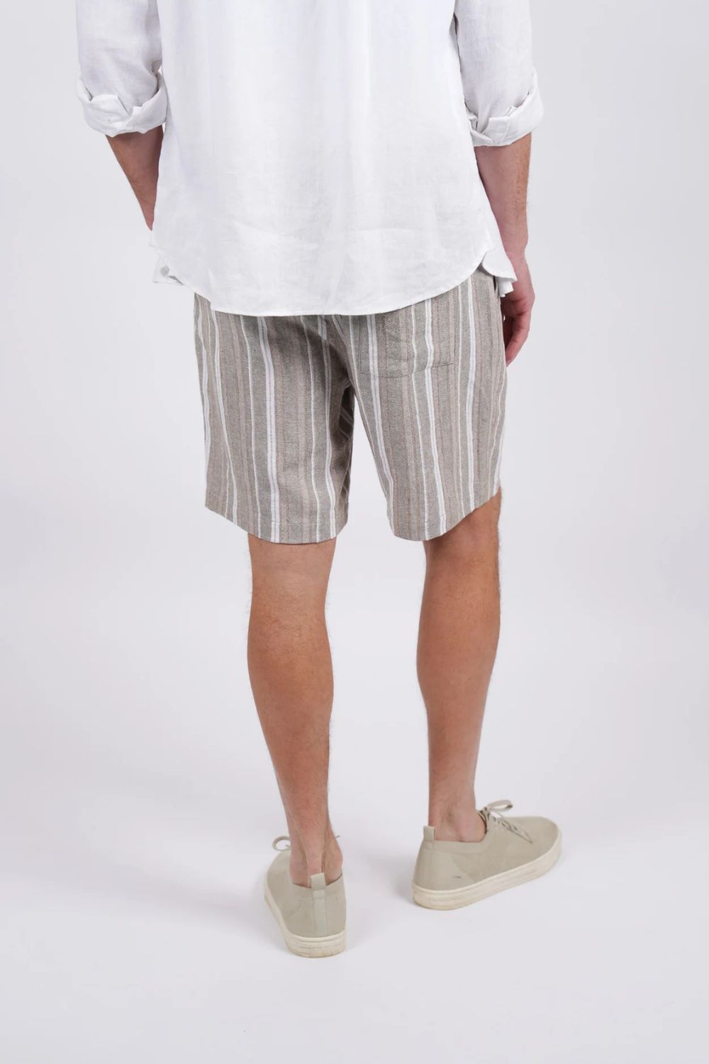 James Harper Relaxed Linen Shorts - Natural