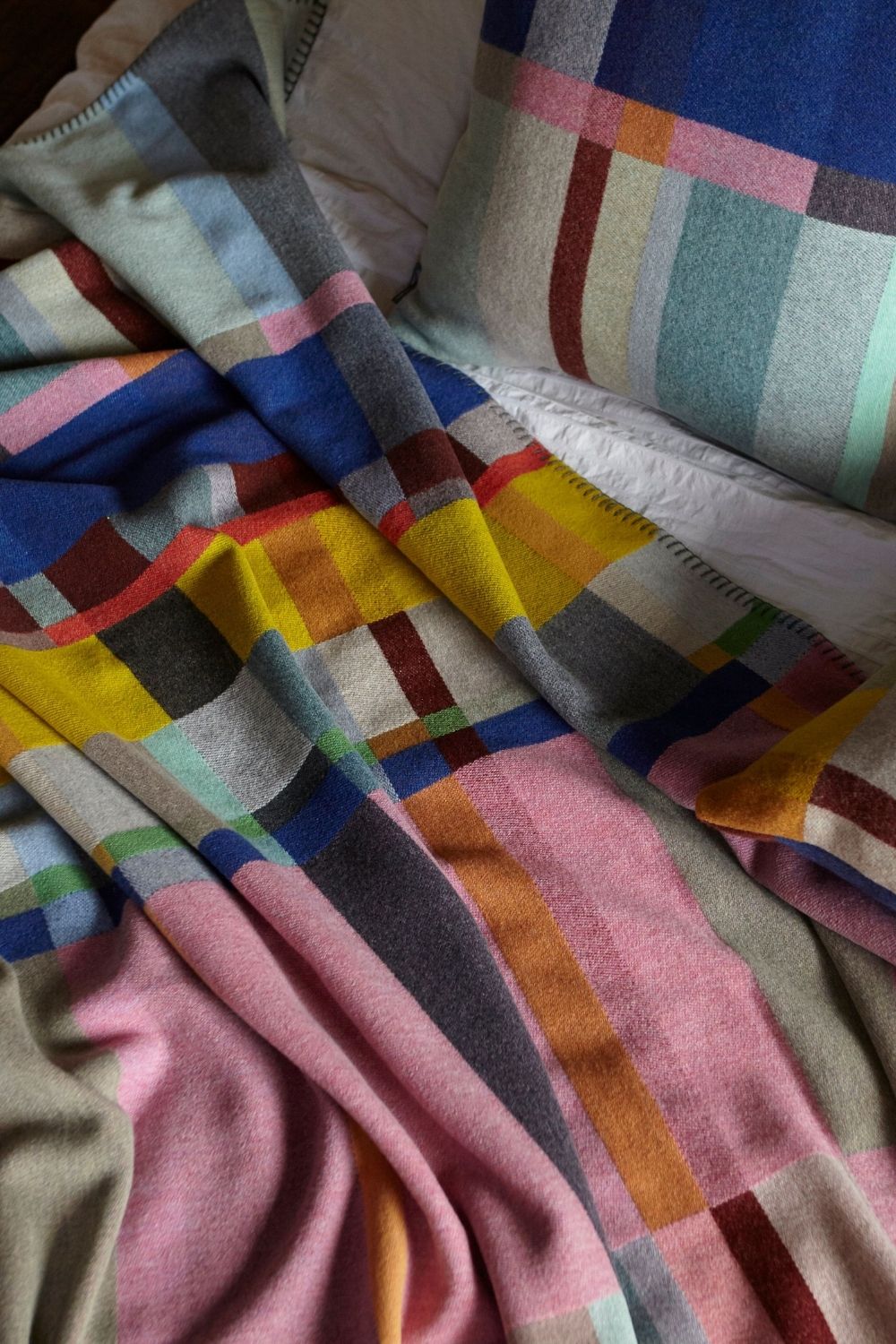 Lloyd Throw - 100% Lambswool