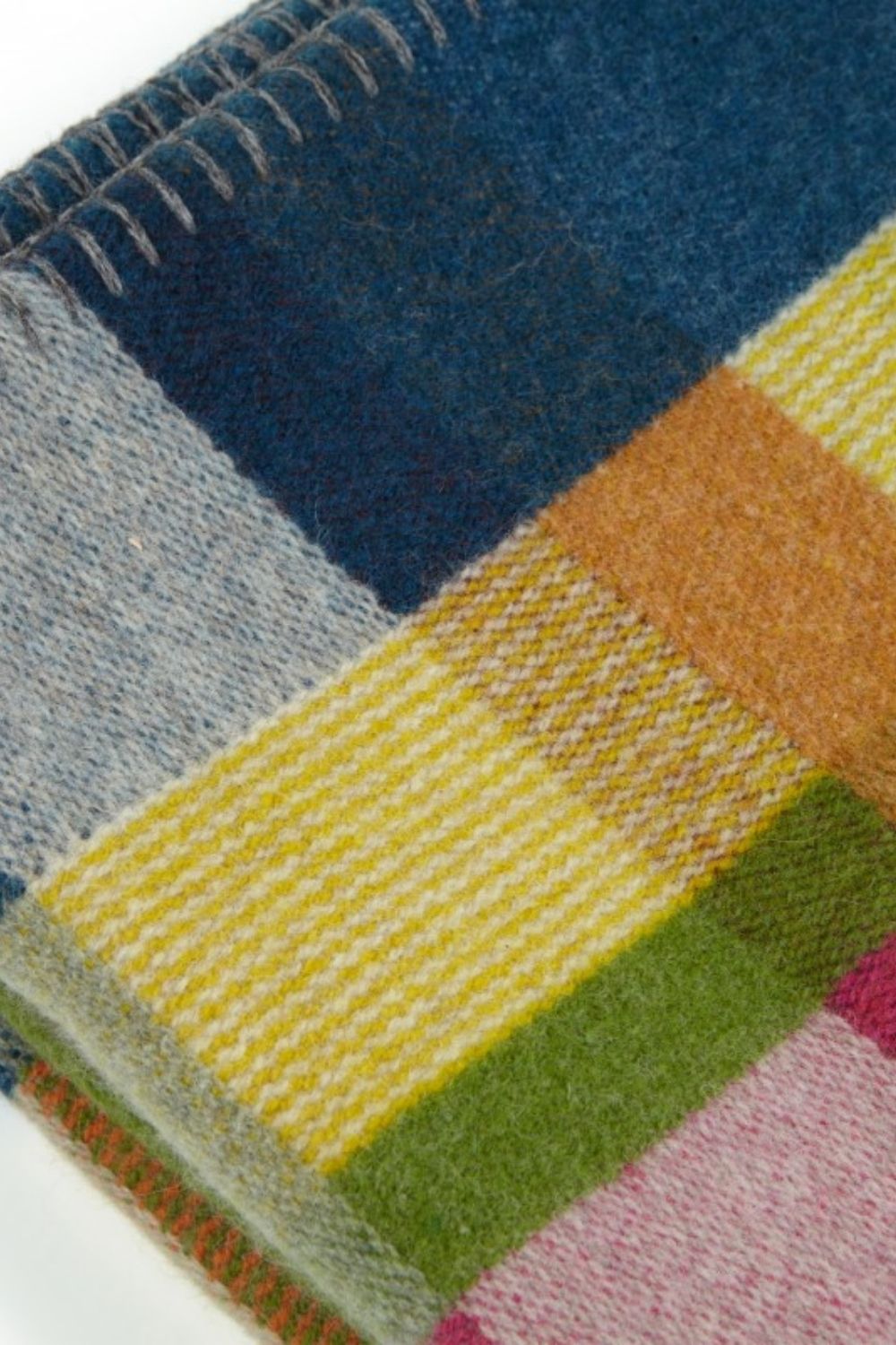 Gwynne Throw - 100% Lambswool