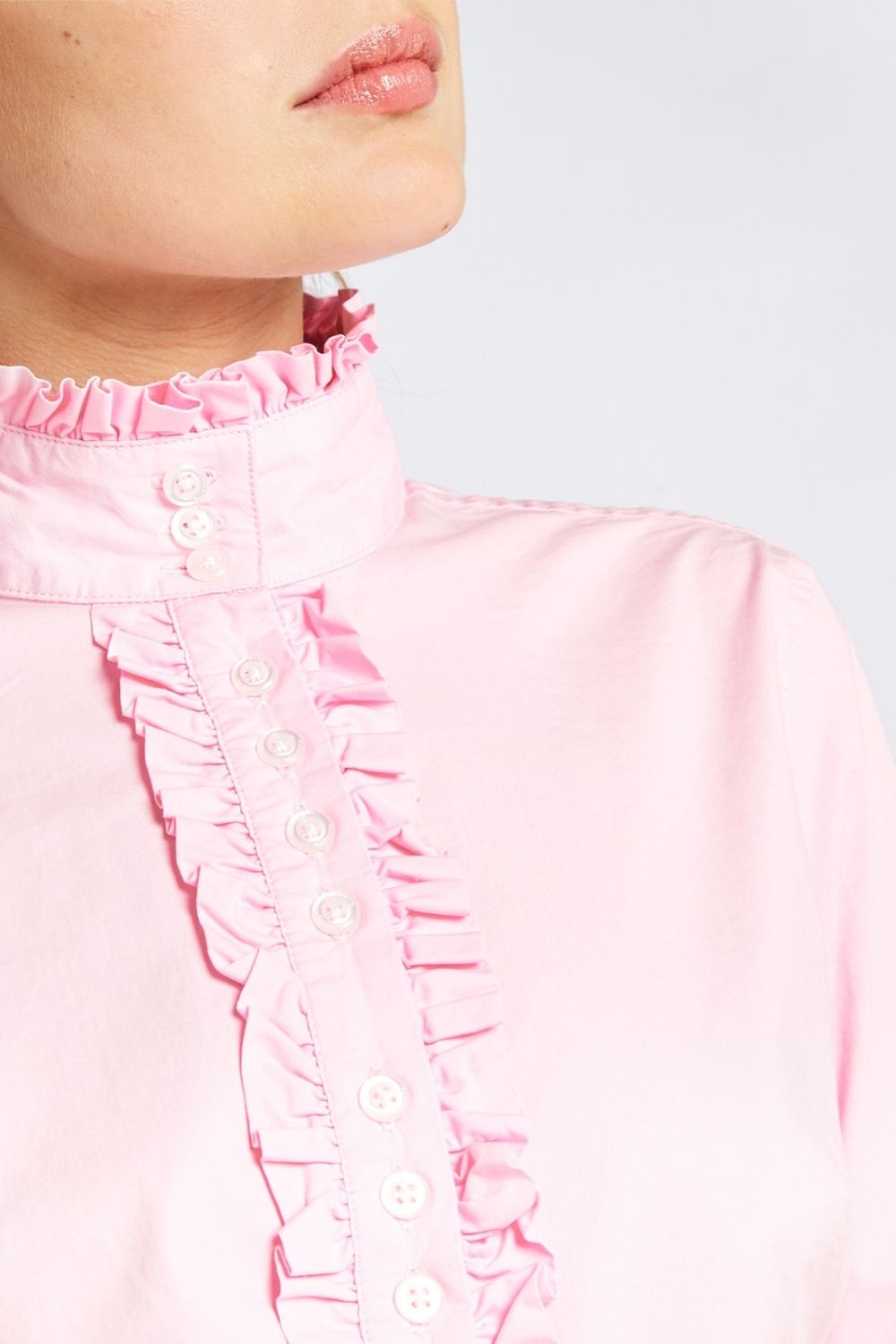 Chamomile High Necked Shirt - Pink