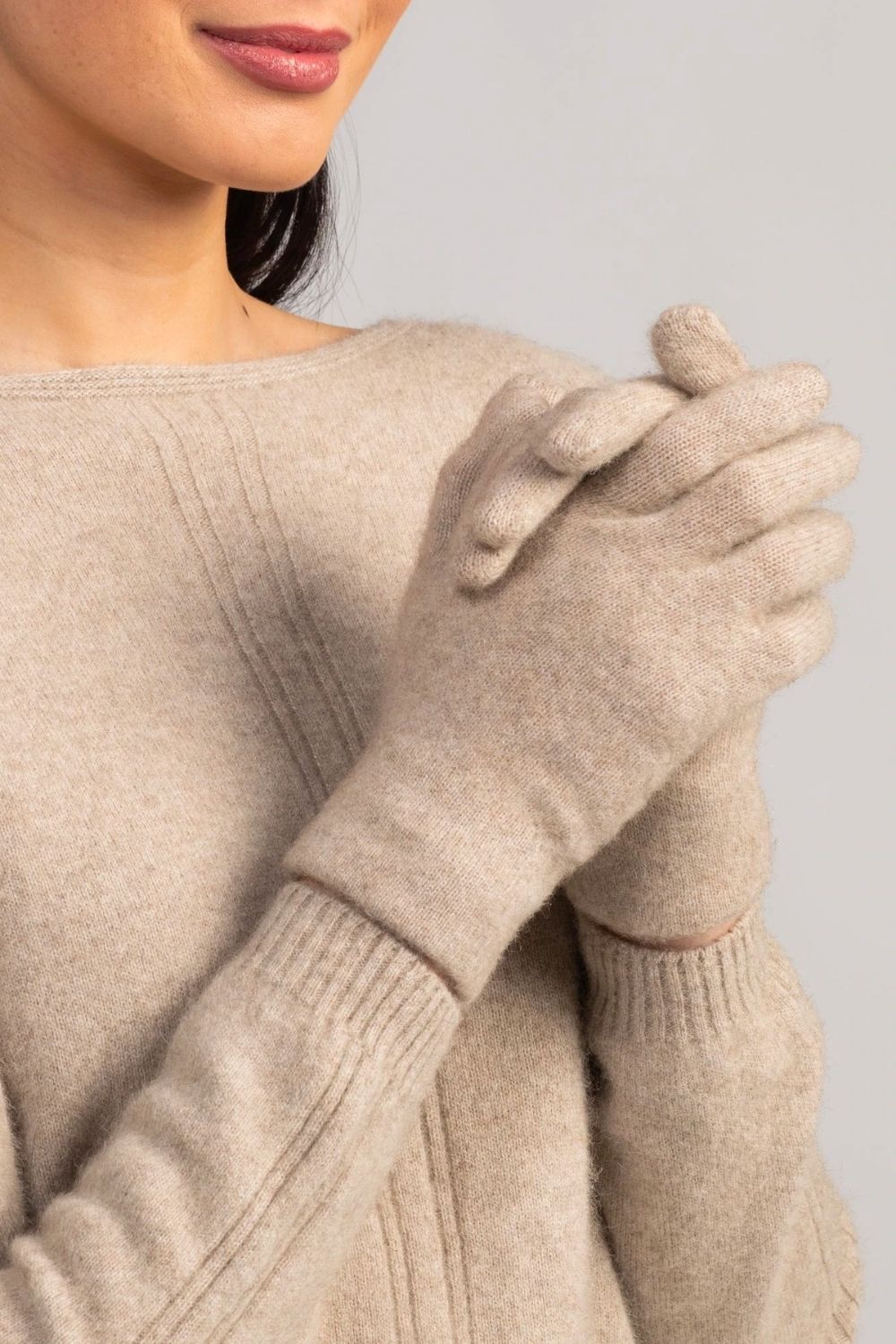 Kapua Gloves - Sand